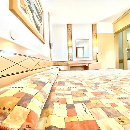 Apartamento Con 1 Y Vistas Al Piscina, En