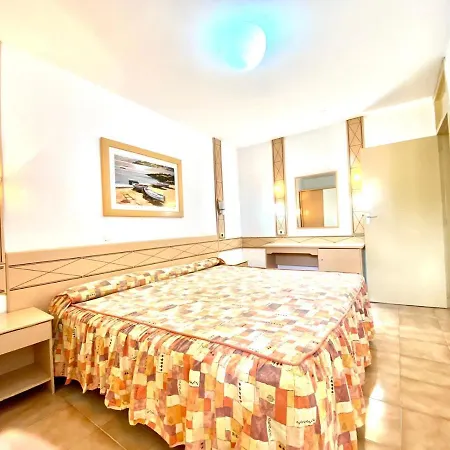 Apartamento Con 1 Y Vistas Al Piscina, En * Costa Del Silencio