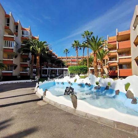 Apartamento Con 1 Y Vistas Al Piscina, En Apartment